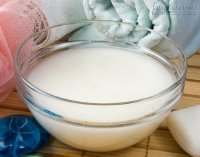 Làm trắng răng tại nhà với nước vo gạo