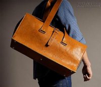 Túi xách du lịch tiện lợi cho chàng