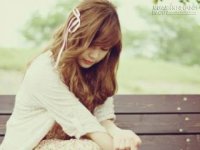 Tối qua, đang ăn chồng hất đổ mâm chửi tôi là đứa ăn bám