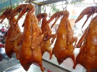 Cẩn trọng với công nghệ chế biến vịt quay siêu bẩn