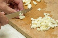 11 thực phẩm bạn đang ăn sai cách dễ gây bệnh
