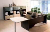 Những vật phẩm tuyệt đối không đặt trên bàn làm việc