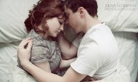 Đêm tân hôn, tôi ngã ngửa khi thấy hai người phụ nữ ở trong phòng