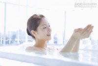 Những cách tắm vào mùa đông có thể khiến bạn tử vong