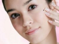 Nhìn nốt ruồi dự đoán khả năng mất người yêu thương