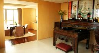 Cách dọn bàn thờ đúng phong thủy và mang lại may mắn