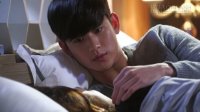Nửa đêm vừa chạm vào người vợ đã nóng ran khi thấy….