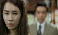 Vội vã quay về ôm chồng sau câu nói của nhân tình trong phòng ngủ