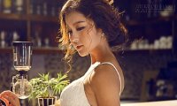 Cái kết không ai ngờ của cô nàng phẫu thuật thẩm mỹ để tìm tình yêu