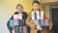 Trung Quốc: Công ty thưởng Tết nhân viên bằng… mỳ ăn liền
