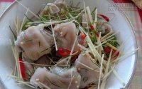 Làm giò heo ngâm giấm ớt thơm cay giữ chồng 3 ngày Tết