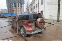 Trói xe của lãnh đạo vì không chịu trả tiền lương Tết