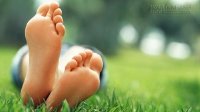 R-I-C-E- Phương pháp chống phù chân đơn giản bạn cần biết