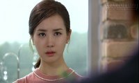 Đây là bạn gái của chồng con, cô ấy muốn được thay con làm con dâu bố mẹ