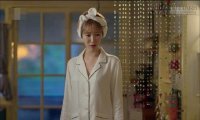 Một lần lấy hết can đảm đạp cửa nhà tắm xem người luôn rình trộm tôi là ai, nào ngờ…