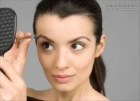 5 kiểu lông mày không tốt trong nhân tướng học