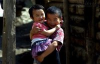 Điều bất ngờ chàng thanh niên nhận được khi mời hai đứa trẻ nghèo một bữa cơm