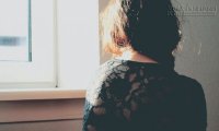10 việc dại dột con gái hay làm nhất sau chia tay