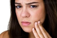 Nếu miệng bạn có 5 dấu hiệu nguy hiểm sau đây, hãy đi khám bác sĩ ngay