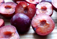 Bí quyết khi ăn mận, xoài để không bị nóng