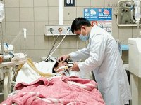 Sơ cứu người ngộ độc rượu