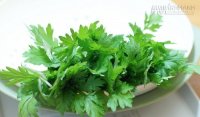 Mách bạn cách chữa đau bụng kinh hiệu quả từ ngải cứu