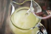 Tế bào ung thư sẽ tự động bị tiêu hủy khi bạn uống ly nước rẻ tiền này