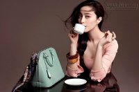 Tiền vào như nước nhờ mẹo phong thủy cho túi xách