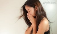 Tự tay tôi đã đẩy chồng vào ô sin vừa già vừa kém sắc