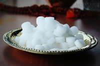 Đeo túi này trước ngực vào ban đêm, đảm bảo lợi sức khỏe đủ đường