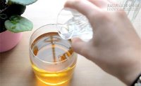Với 1 ly rượu trắng, bạn sẽ có ngay 4 công thức làm trắng da hiệu quả ngay từ lần đầu tiên