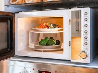 Sự thật kinh hoàng về lò vi sóng khiến chị em nội trợ khiếp đảm
