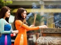 Ngày tốt giờ đẹp mở hàng, khai bút, xuất hành và đi lễ đầu năm 2017