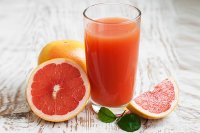 Chuẩn bị 1 quả bưởi và 1 quả cà chua, mẹo hay giúp bạn gái giảm cân sau Tết hiệu quả 100%
