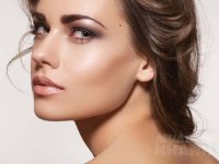 Lục tìm trên cơ thể bạn gái xem có những nốt ruồi may mắn này không nhé