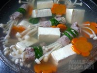 Công thức nấu canh thịt bò cuộn nấm kim châm thơm ngon bổ dưỡng cho ngày hè
