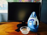 Hướng dẫn cách vệ sinh màn hình ti vi HD