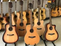 Nên mua đàn guitar acoustic hay guitar classic khi mới bắt đầu tập đàn