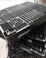 Pallet nhựa mới 100%