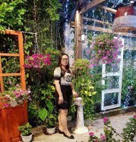 10 bí quyết mặc đẹp cho nàng béo, chân ngắn