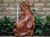 Điểm giống và khác nhau giữa bình nghệ thuật với các loại lục bình thông thường và cách trưng bày hợp phong thủy