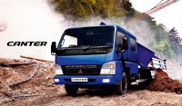 Bộ ba xe tải Mitsubishi Fuso Canter có gì đặc biệt?