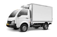 Giá xe tải Tata thùng đông lạnh 750kg