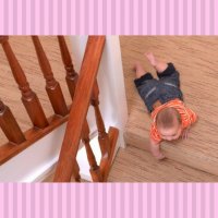 Con suýt mất mạng chỉ vì một phút lơ là của mẹ