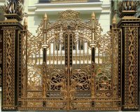 Những yếu tố nào ảnh hưởng đến giá cổng nhôm đúc?