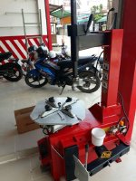 Nên hay không nên mua máy ra vỏ bãi