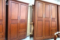 Mẫu tủ quần áo gỗ tự nhiên đẹp hiện đại không bị lỗi mốt