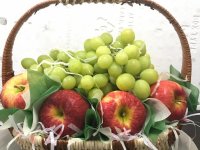 Quà tặng 20/10 ý nghĩa: Giỏ trái cây nhập khẩu cao cấp