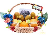 Giỏ trái cây làm quà tặng vợ kỷ niệm ngày cưới