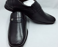Mẹo nhận biết giày da nam thật giả